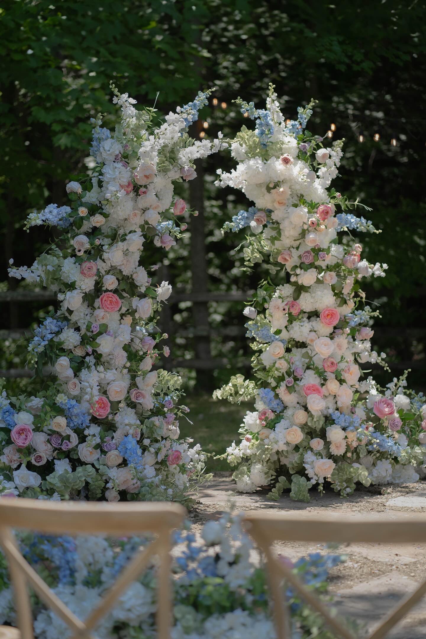✨ The Wildflower Pillars (Set of 2)