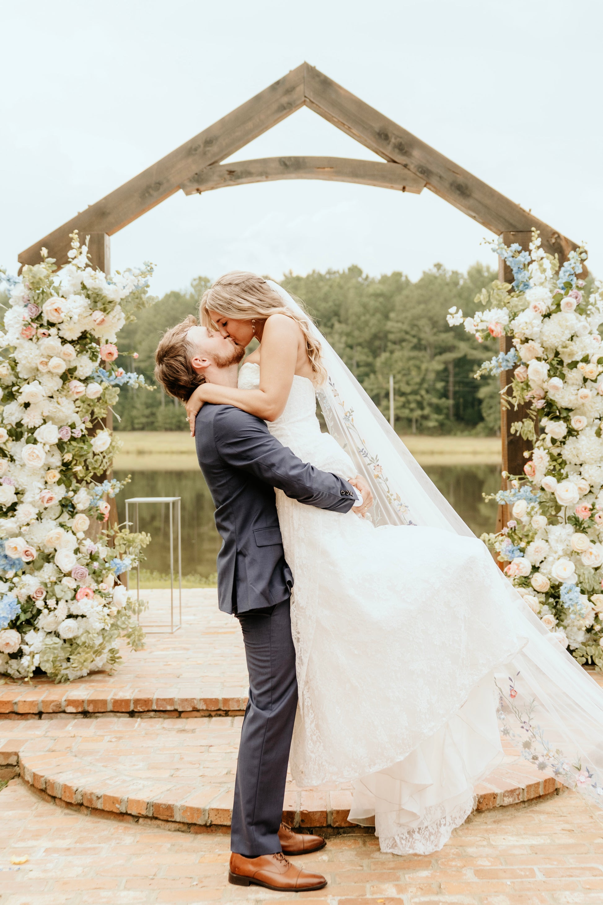 Floral Pillar - Flower Pillar - Ceremony Flowers - Wedding Arch - Wedding Flowers - Arch Rental - Flowers for Wedding 